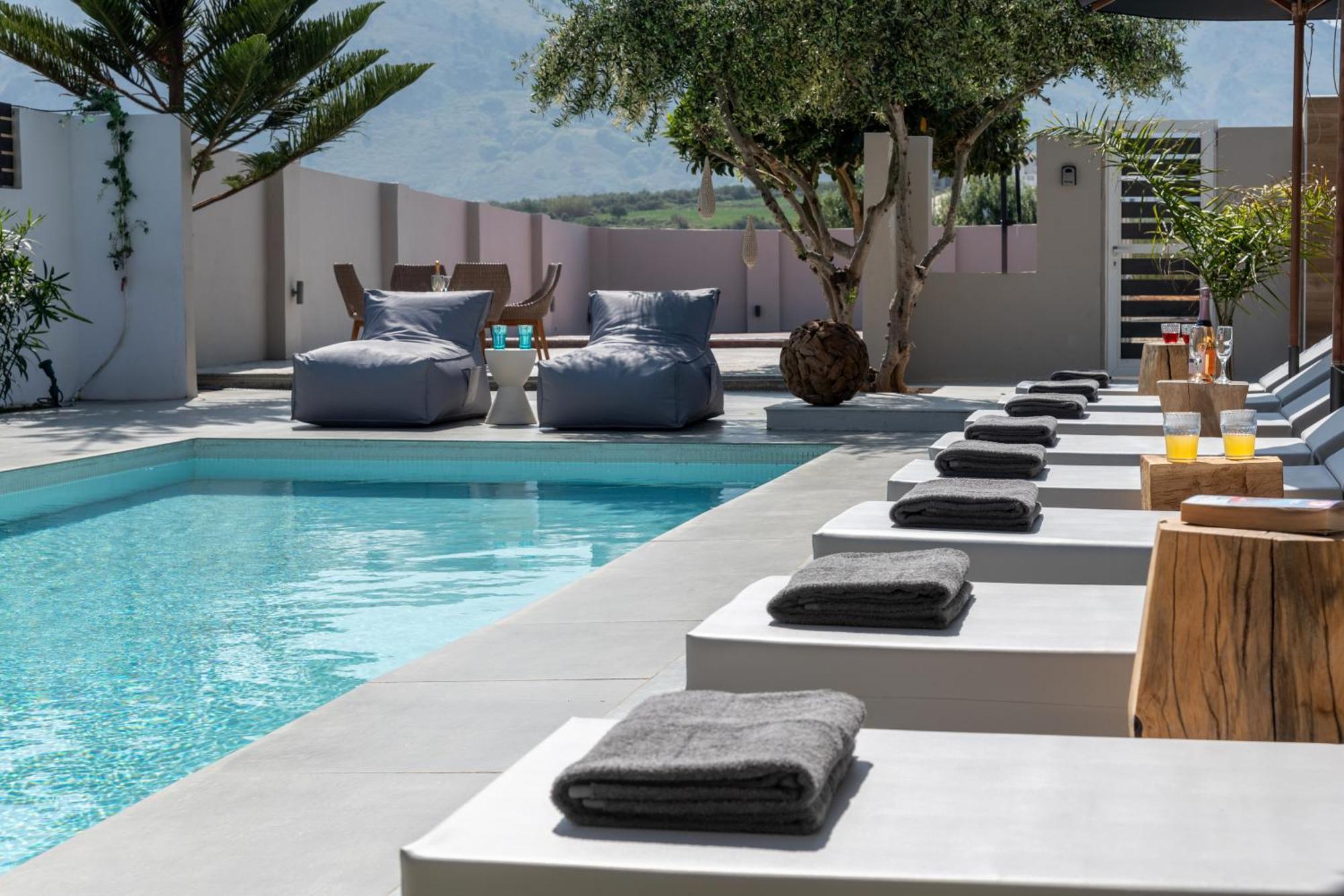Hypnosis Beachside Villa With Private Heated Pool Georgioupoli Luaran gambar